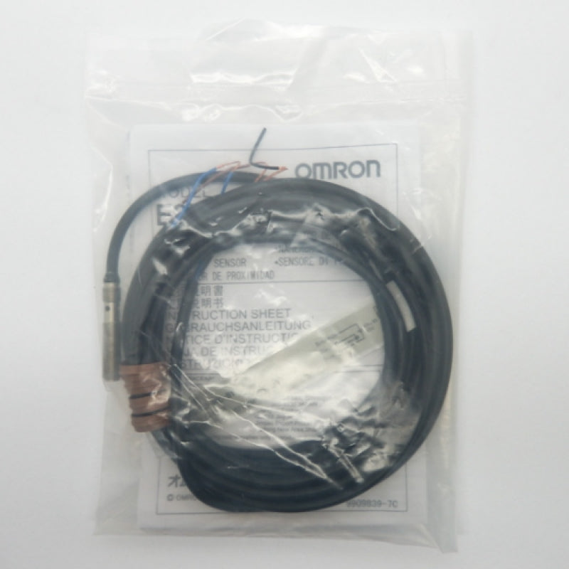 Omron E2E-S05S12-WC-B1 E2E Series 2m Proximity Sensor