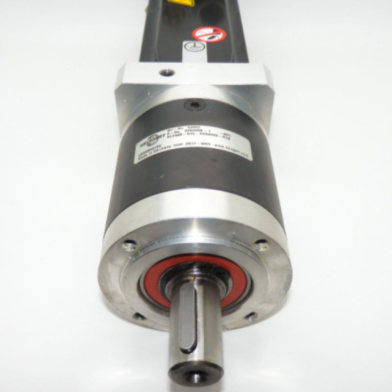 Schneider Electric IP54 Servo Motor BMH0702P07F2A