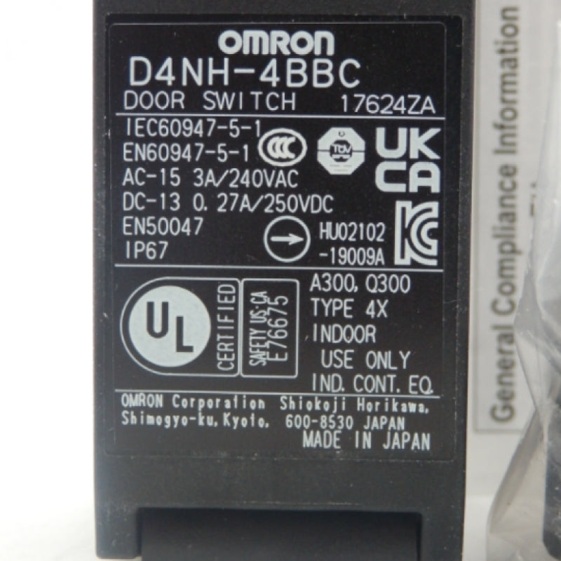 Omron D4NH-4BBC-NPT Miniature Safety-door Hinge Switch