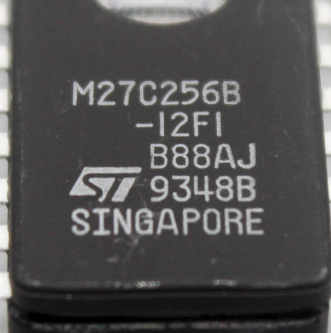 STMicroelectronics   256Kbit EPROM-UV Memory Integrated Circuit
