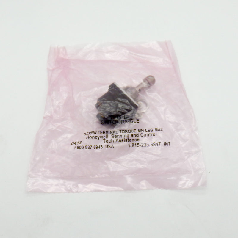 Honeywell 31NT91-2F SPST 15A 125V Toggle Switch