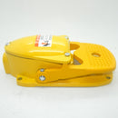 Square D 9002AW1S5 SPDT 5A 600VAC Spring Return Foot Switch