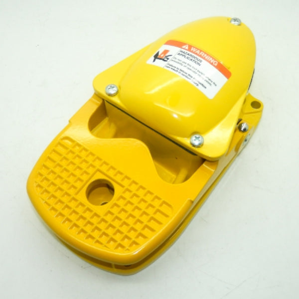 Square D 9002AW1S5 SPDT 5A 600VAC Spring Return Foot Switch