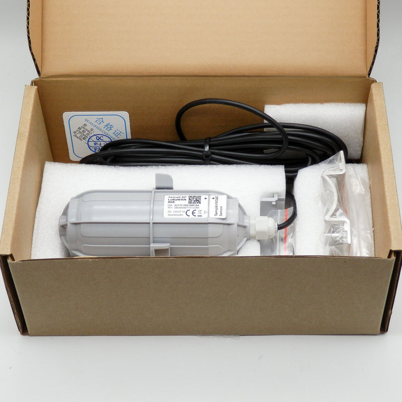 Seed 101990796 SenseCAP Wireless Soil Temperature VWC EC Sensor – Primelec