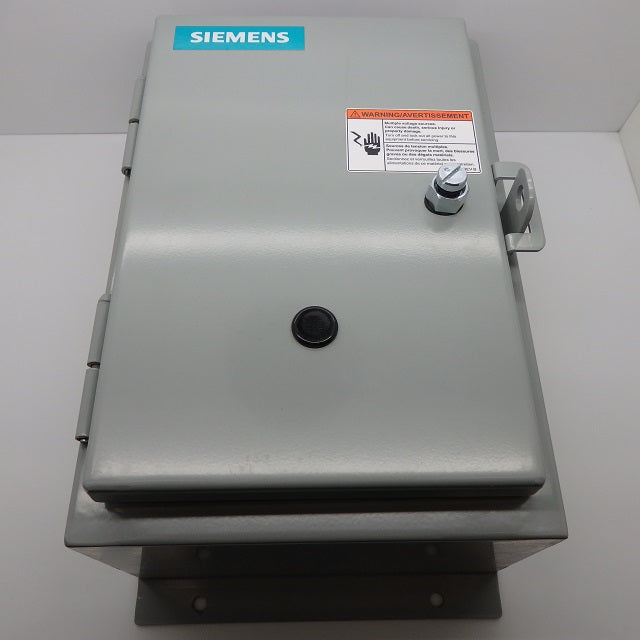 Siemens Non-Reversing 3P 27A 60Hz Contactor w/ Enclosure 40DP320A D29578-001